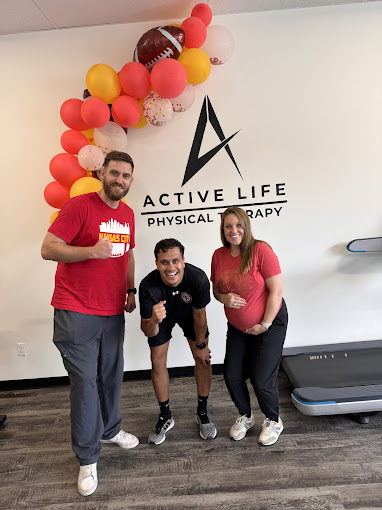 Troy and Jadyn with athlete Troy and Jadyn with athlete